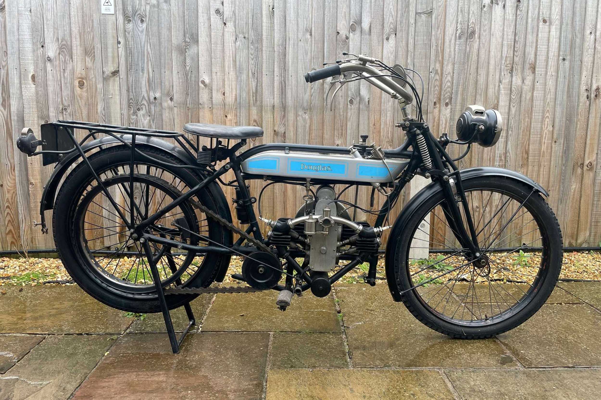 1913 Douglas 350