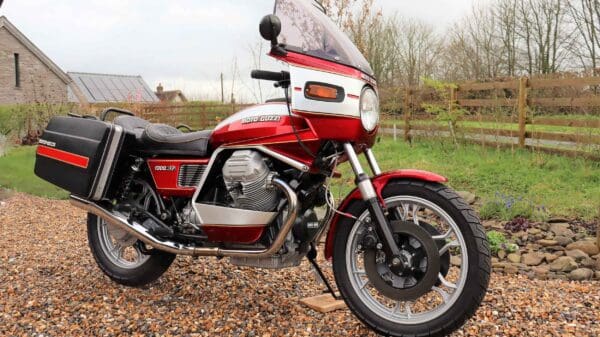 Moto Guzzi Spada Royale