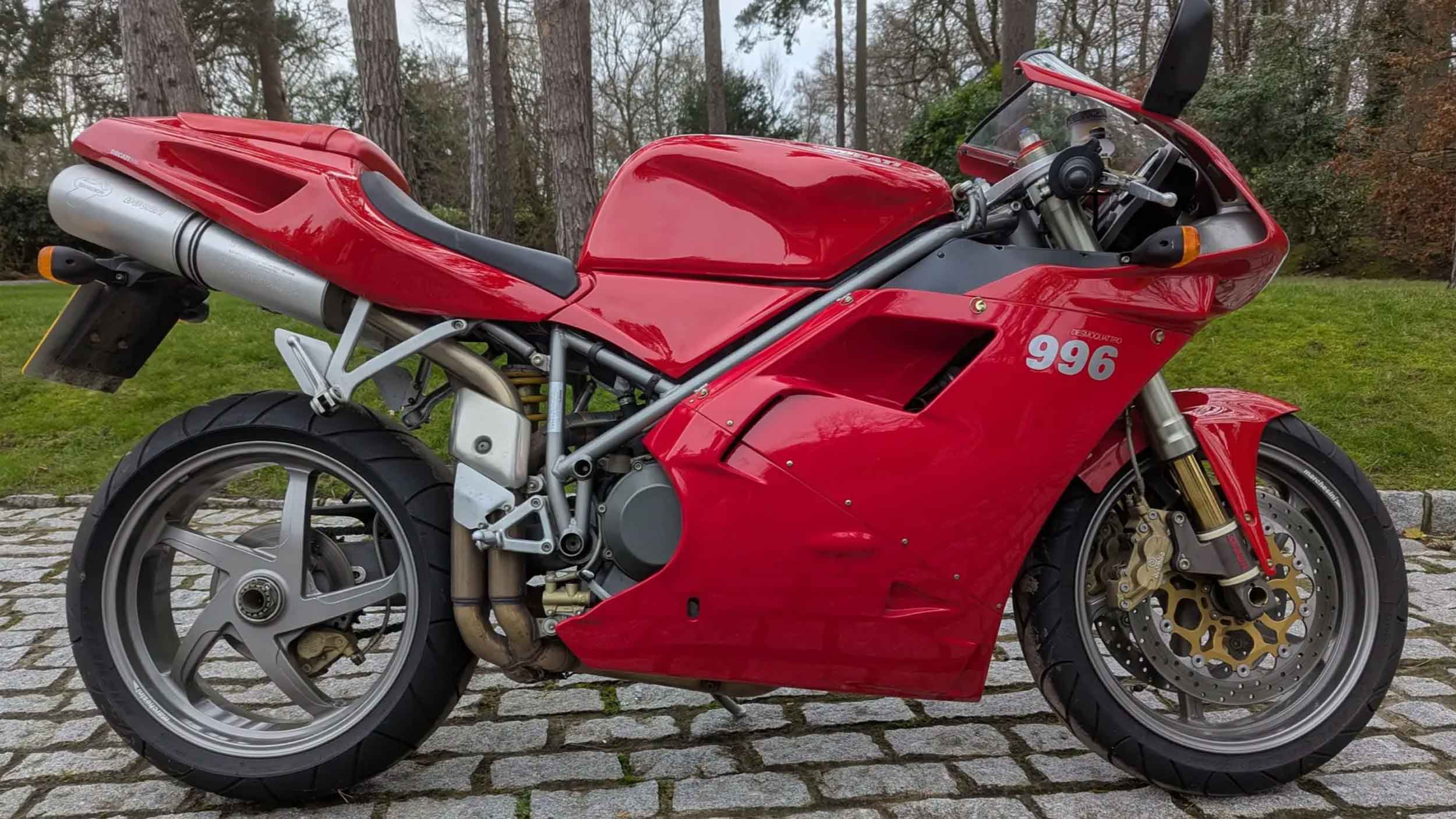 Ducati-996-Biposto-Iconic-Auction 2000 Ducati 996 Biposto 996cc